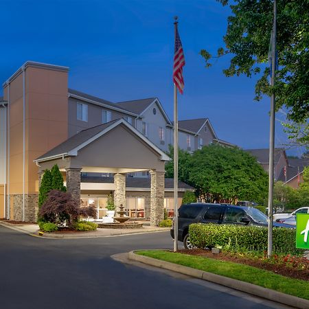 Holiday Inn Express Chapel Hill By Ihg Екстер'єр фото