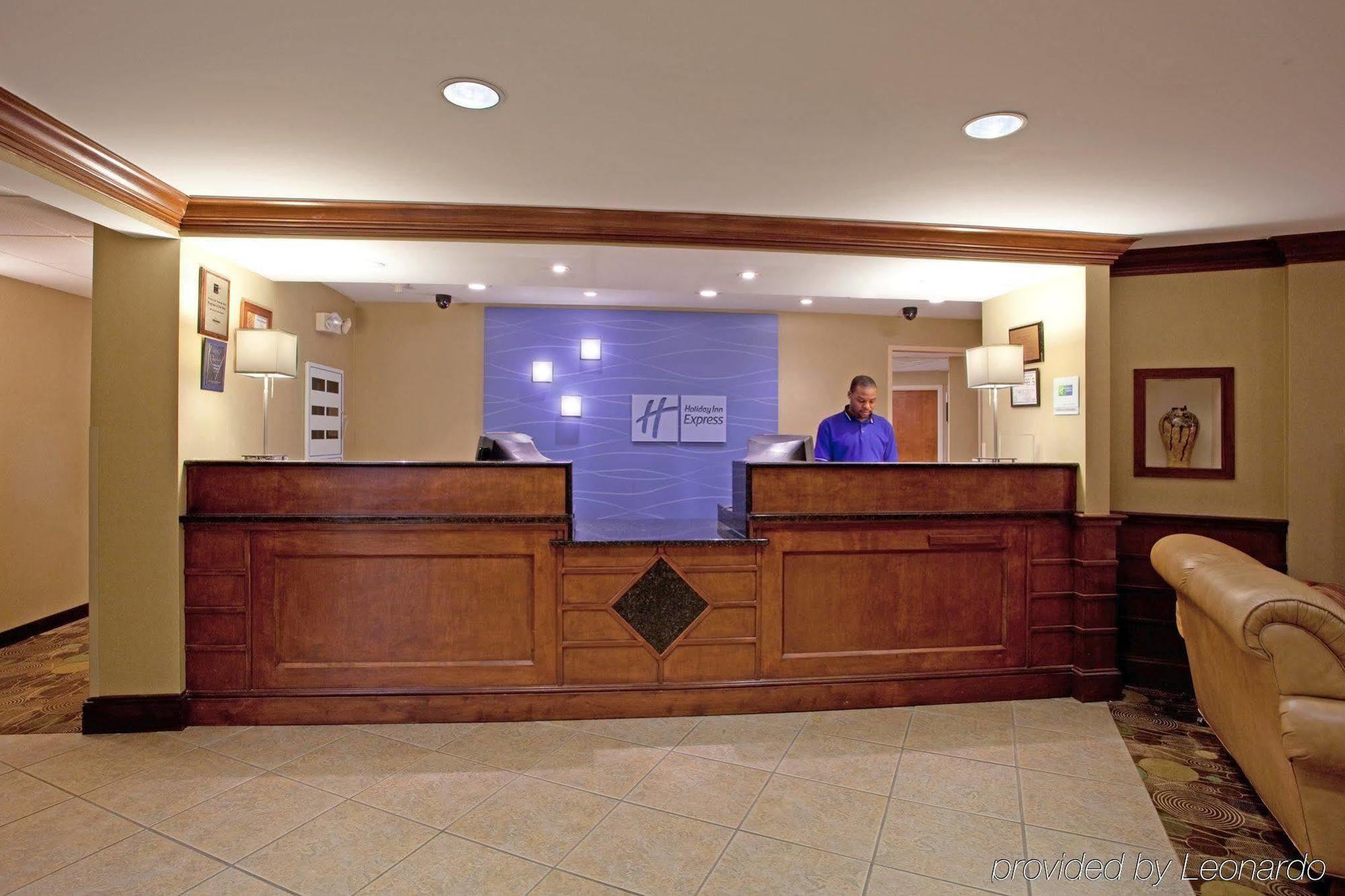 Holiday Inn Express Chapel Hill By Ihg Екстер'єр фото